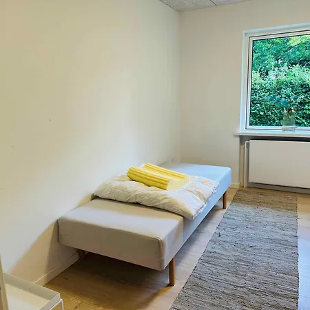 Villa Spacious House With Garden And Parking Near Boxen *